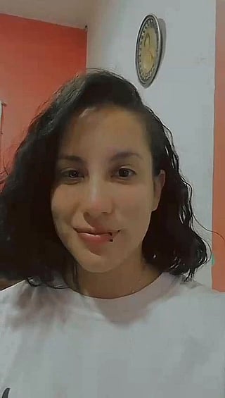 Open My Losses: A Teen's OnlyFans Experience'