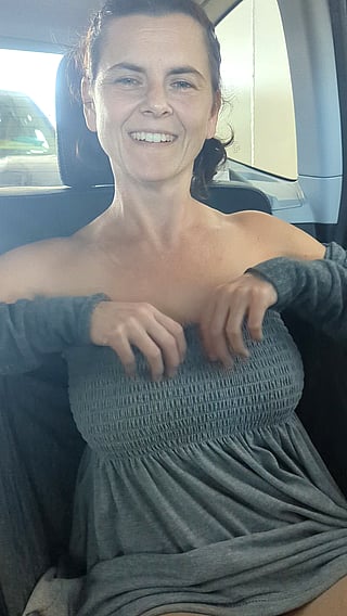 Wife Flashing Tits in Car'