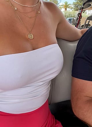 Big Tits Gone Wild: Distracting Cart Path Runner'