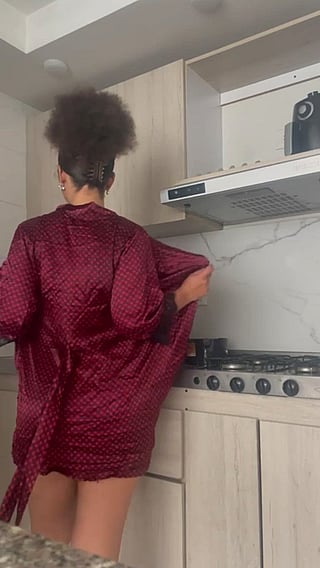 Big Ass Cooking: You Make the Dinner, I'll Be the Snack'