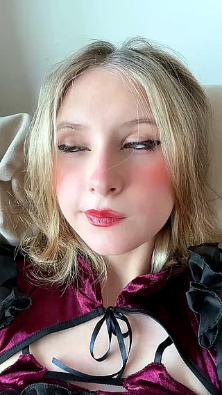 Homemade Masturbating Teen: It's Really Hard to Be Sooo Horny But You Don't Want to Do It Yourself YK 3'