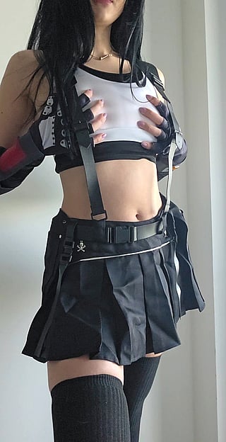 Tifa Lockhart's Boobies: Amateur, Big Tits, Cosplay, Pussy, Tits'