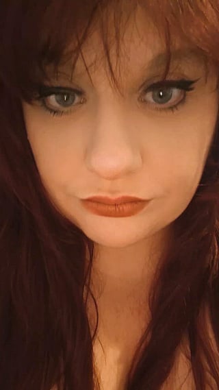 BBW Big Tits MILF Confidence Boost: 'I'm trying to be more confident about my tummy''