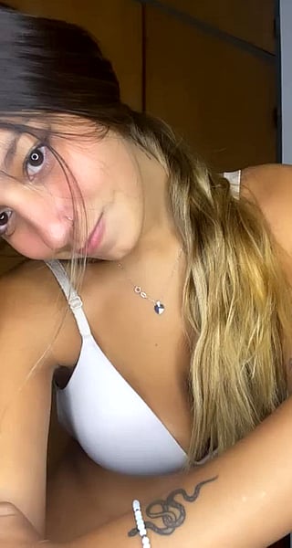 Bouncy Tits Amateur: Still New Here... (Big Tits, Ass)'