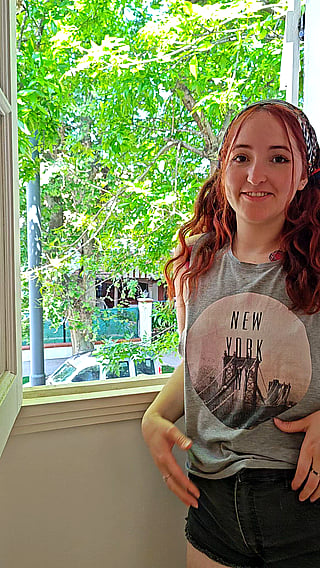 18-Year-Old Babe Making Her Neighbor Happy'