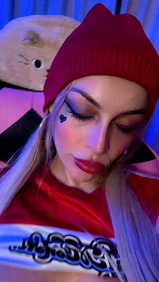 Get Your Tongue or Cock on These Big Tits Now!'