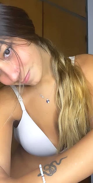 I Tried My Best to Look Sexy, How Did It Go? F18'