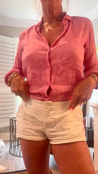 58 and Housework Can Wait: Amateur MILF OnlyFans Tits'