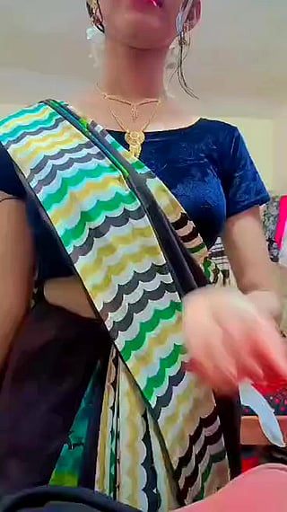 Cute Babe with Big Boobs in Blouse - DM Riyanaik18 for Paid Group Details'