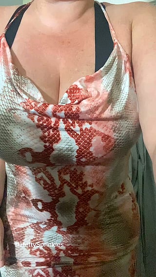 Titty Time: Easy Access to Big Tits in Dresses'