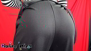 FapWow: Play a game and win a blowjob'