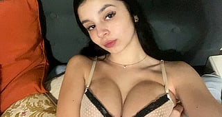 18-Year-Old No Experience: Big Tits, Cumshot, Checking the Mail'