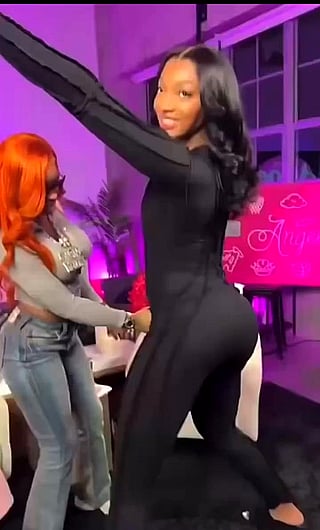Angel Reese's Sexy Booty: Tall, Tall, Tall!'
