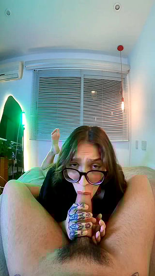 Cute Blowjob: Make That Wand Disappear Like Magic'