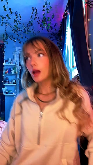 TikTok Teen Tits: Cover My Body in Kisses'