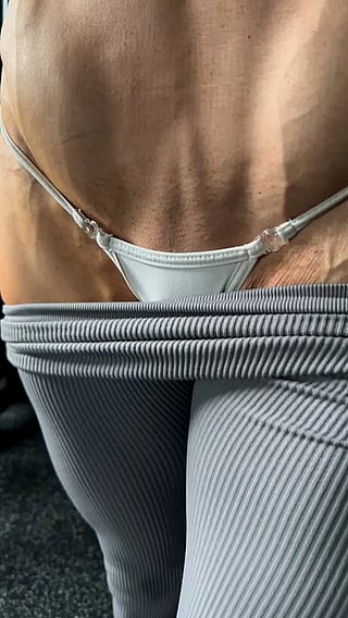 Shredded Saturday: Big Tits and Bare Backs'