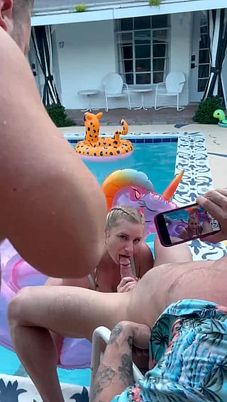 Blowjob in the hotel pool, why not?'