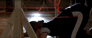 Catherine Zeta Jones Practicing Laser Dipping In Entrapment'