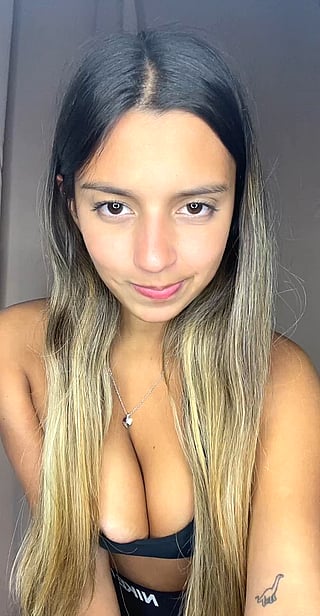 Shy Amateur with Big Tits Gets Cumshot'
