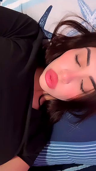 Big Tits Papi: The Ultimate Moisturizing Experience'
