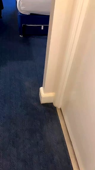 Cuckolding my husband: A blue carpeted room and a condomless encounter'