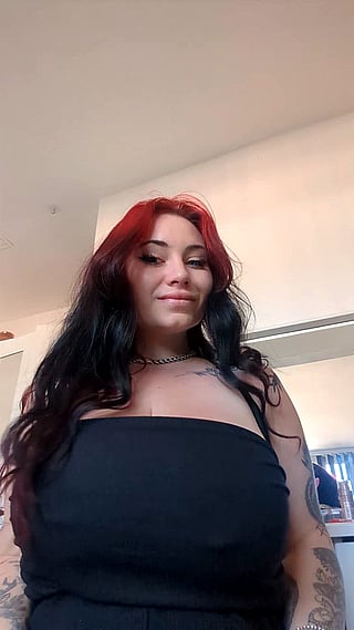 Peekaboob: A Cute Amateur MILF Showcasing Her Natural Tits'