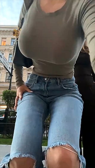 Big Tits College Chick Gifted'