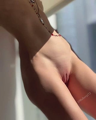 Pussy on Display: A Taste of Tightness'