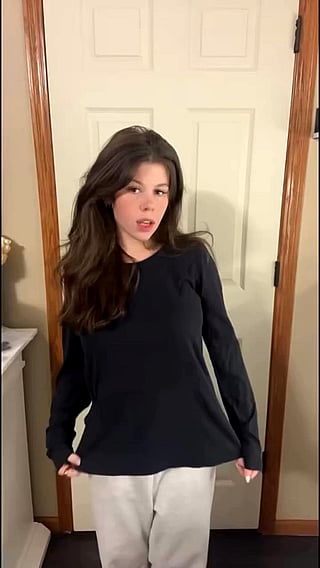 Boom Busty Babe in Black'