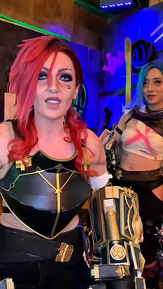 Two Hot Babes Show Off Their Big Tits'