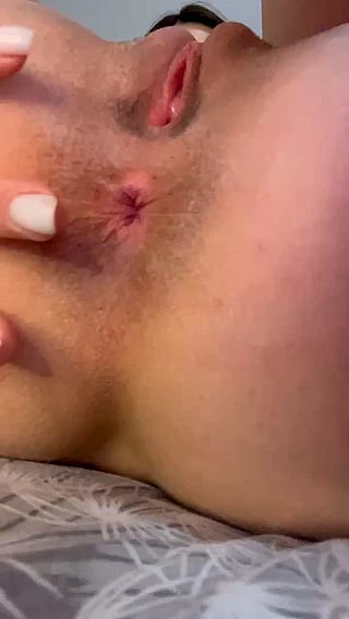 Would You Smell My Ass on a First Date? Amateur Pussy Explored'