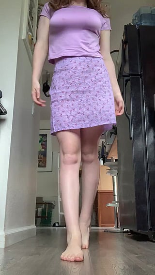 Pussy Slip: Cute Amateur Moment'