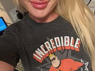 Do You Like My Sexy Body?: A Sneak Peek into the World of OnlyFans'