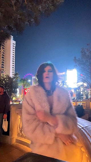 OnlyFans Teen Tits: 'Did my boobs go unnoticed in a public place?' - Video Tags: OnlyFans, Teen, Tits'