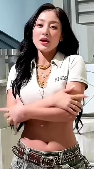 TWICE Jihyo's Big Tits, Boobs, and Midriff Show!'
