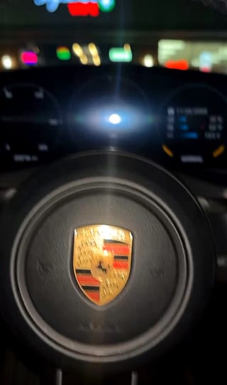 Pussy Play In A Porsche 🤗'