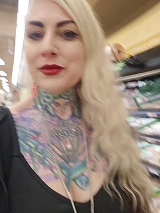 Naughty Upskirt POV at the grocery store ?'