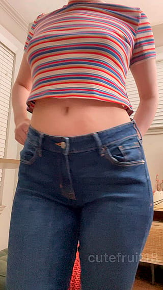 ever seen a pair of backless jeans? now you have ? [f]'