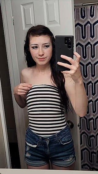 i bet i have the smallest boobs you've ever seen XD'